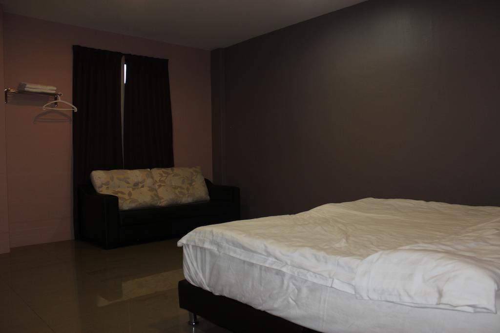Inn Hotel Teluk Intan Habitación foto